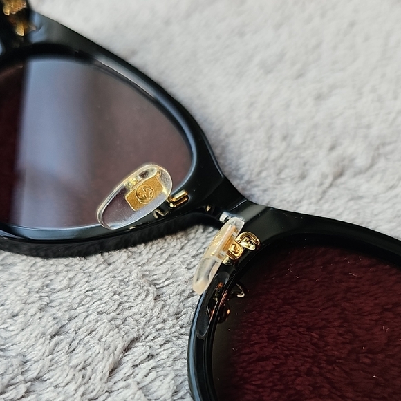 Gucci Black Sunglasses with Gold Case